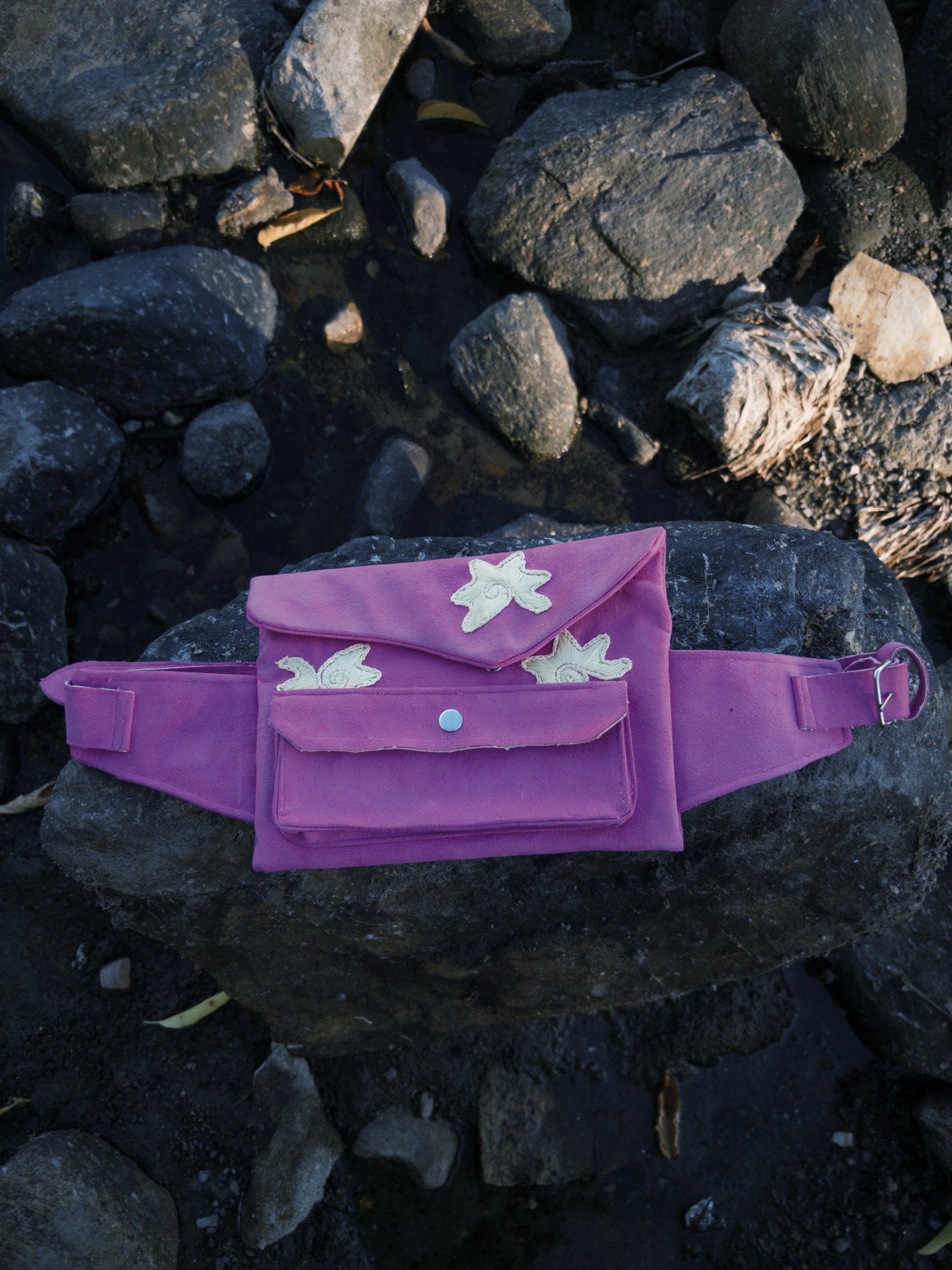 Morado belt bag